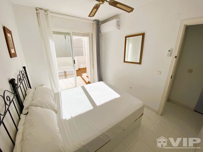 Image No.20-3 Bed Townhouse for sale