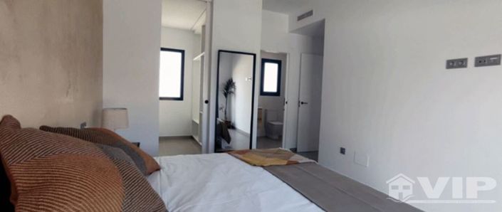 Image No.5-3 Bed Villa for sale