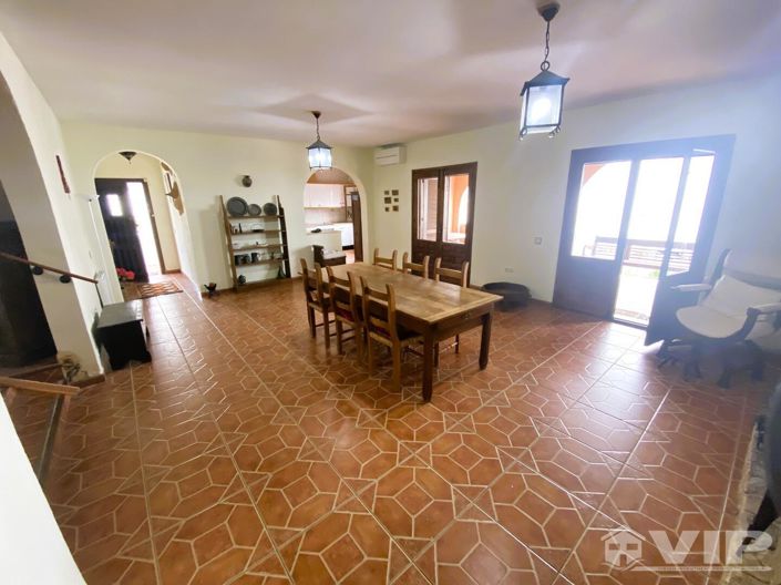 Image No.12-3 Bed Villa for sale