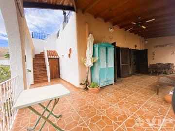 vip8193-calle-lirios-43670895