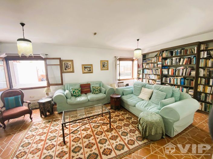 Image No.17-3 Bed Villa for sale