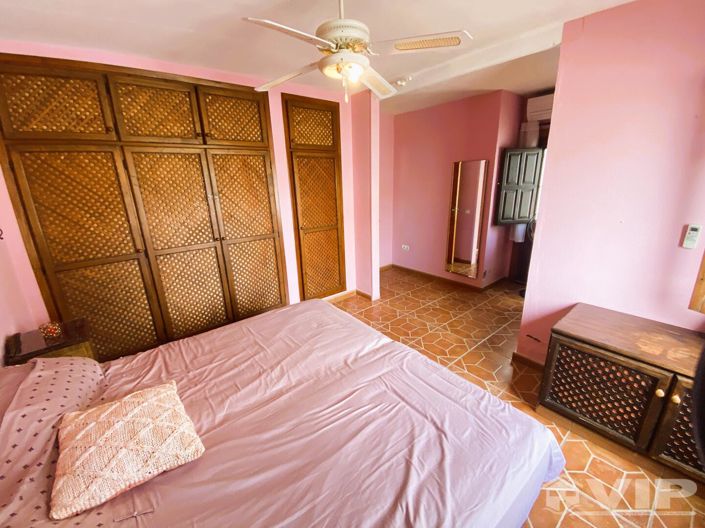 Image No.21-3 Bed Villa for sale