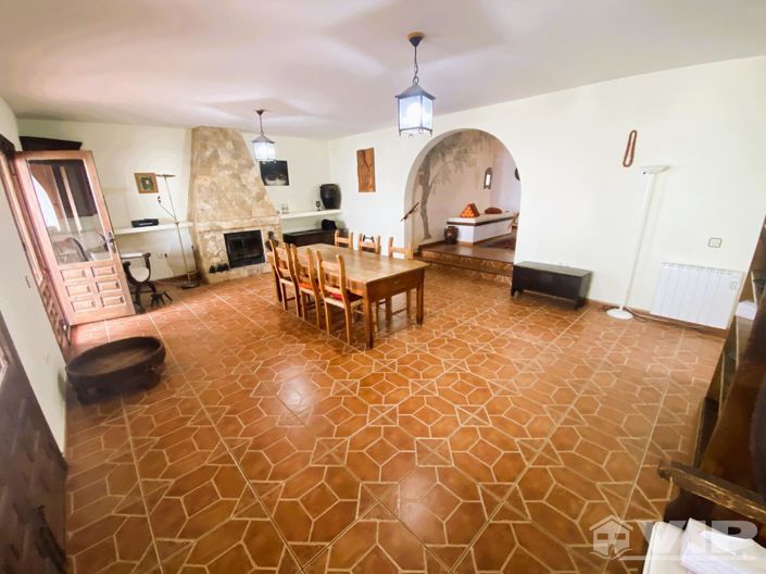 Image No.8-3 Bed Villa for sale