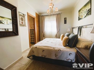 vip8169a-desert-springs--21001781