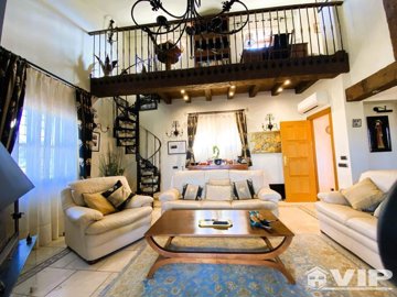 vip8169a-desert-springs--94665210