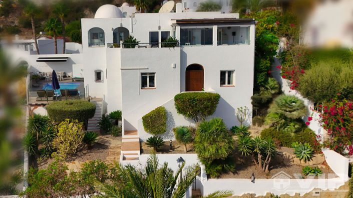 Image No.17-4 Bed Villa for sale