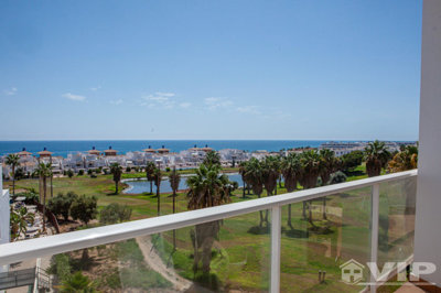 vip8212-golf-palace-28341664