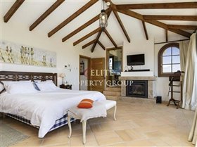 Image No.3-5 Bed Villa for sale