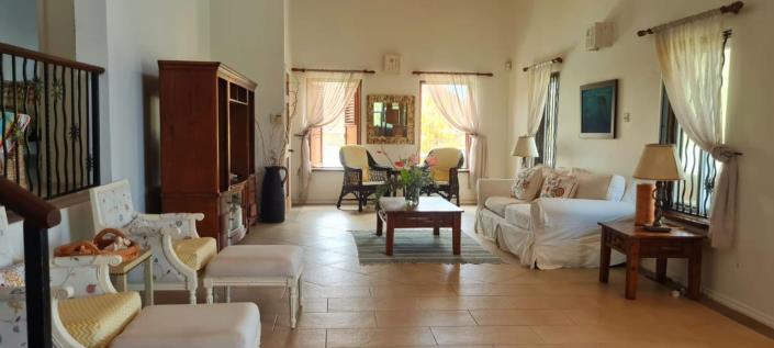 Image No.8-5 Bed Villa for sale