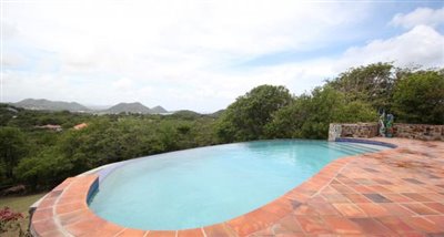 4 Bed Villa for sale