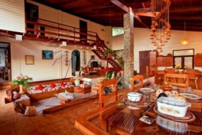 Image No.2-5 Bed House for sale