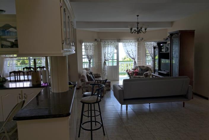 Image No.19-4 Bed House for sale