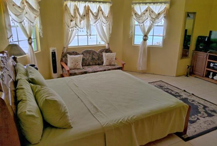 Image No.25-4 Bed House for sale