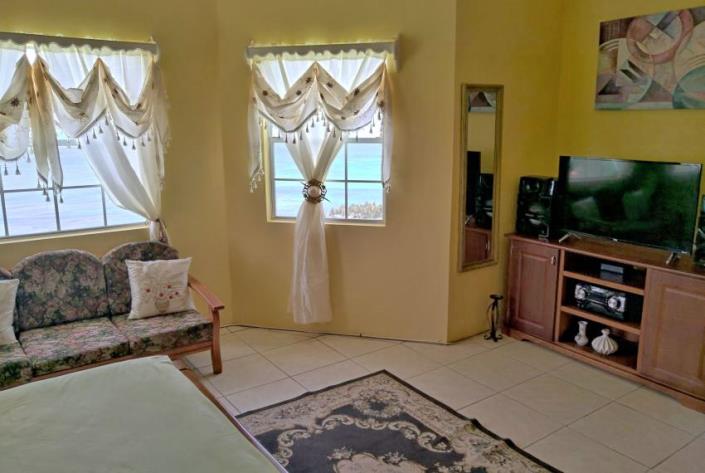 Image No.30-4 Bed House for sale