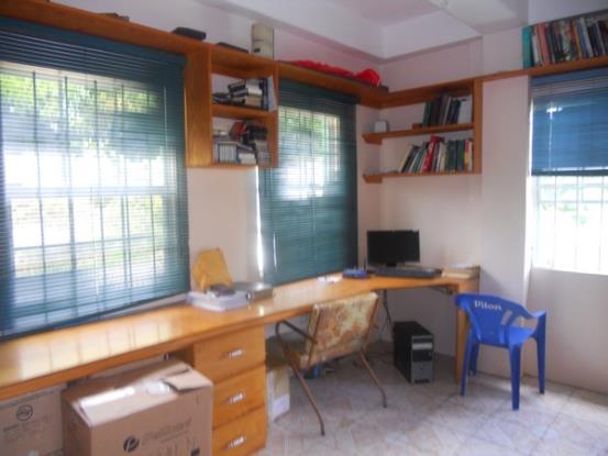 Image No.8-4 Bed House for sale