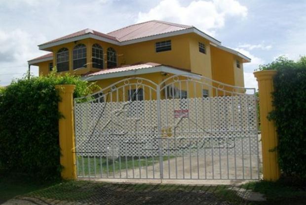 Image No.2-4 Bed House for sale