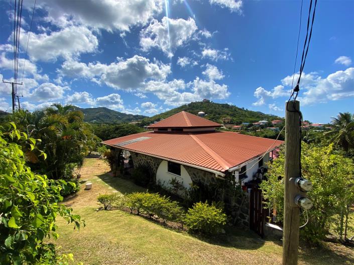 Image No.5-6 Bed House for sale