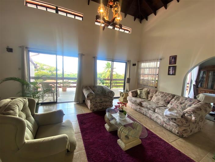 Image No.11-6 Bed House for sale