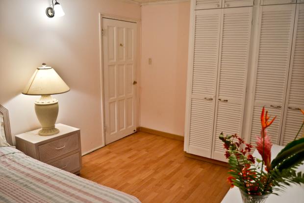 Image No.12-4 Bed House for sale