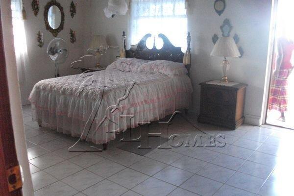 Image No.14-6 Bed House for sale