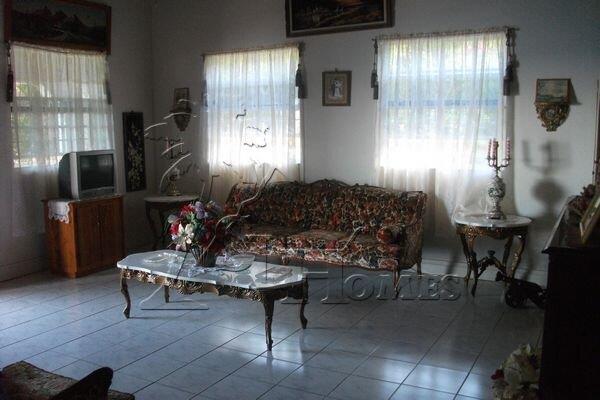 Image No.13-6 Bed House for sale