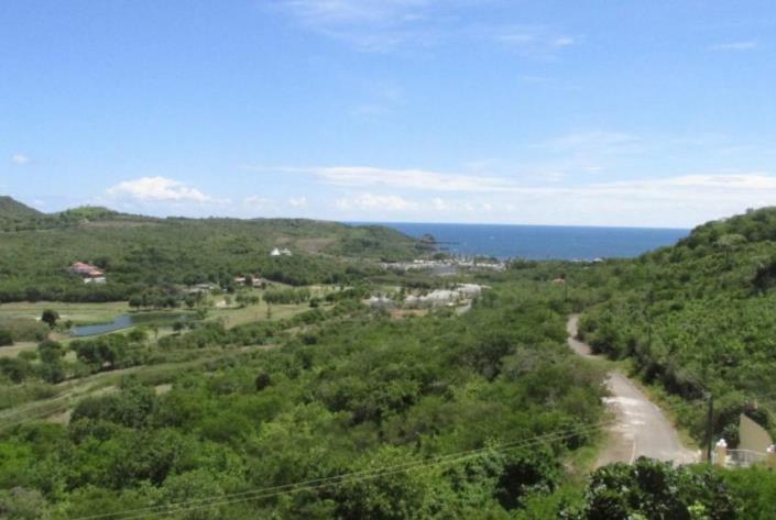 Image No.5-8 Bed House for sale