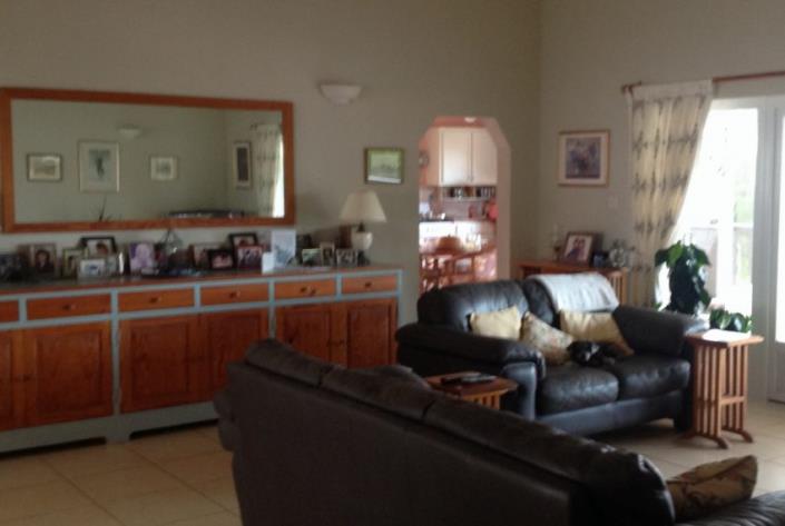 Image No.9-8 Bed House for sale