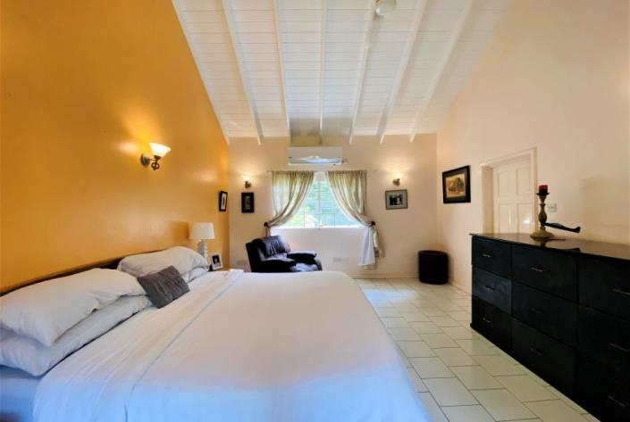 Image No.19-4 Bed House for sale