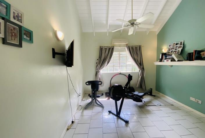 Image No.12-4 Bed House for sale