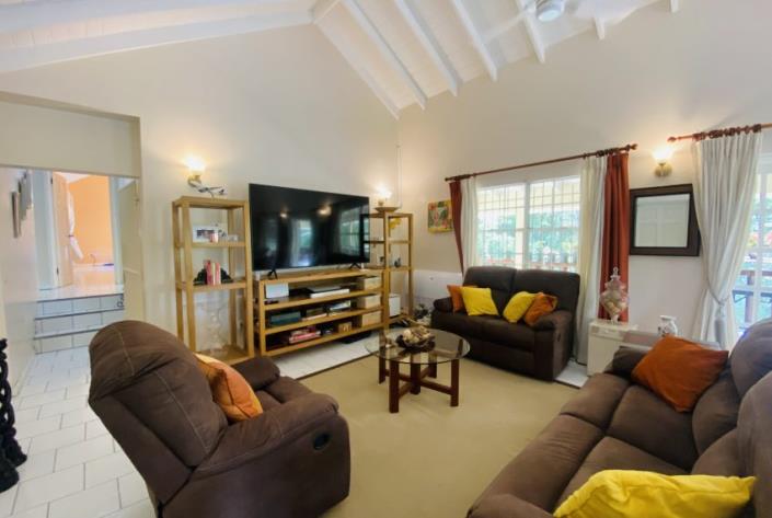 Image No.17-4 Bed House for sale