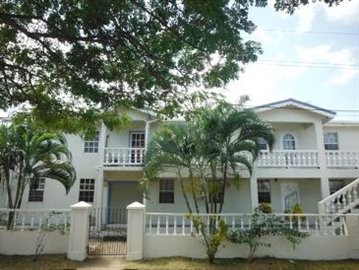 10 Bed Villa for sale