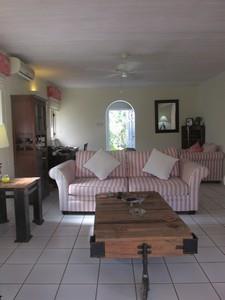 Image No.3-Condo de 3 chambres à vendre à Rodney Bay