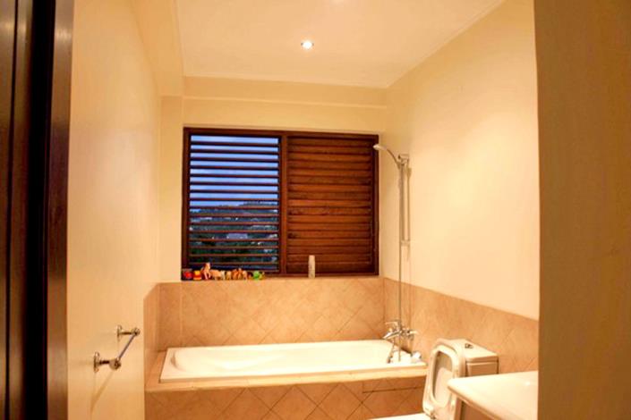 Image No.7-3 Bed House for sale