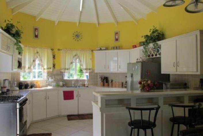 Image No.2-Maison de 4 chambres à vendre à Gros Islet