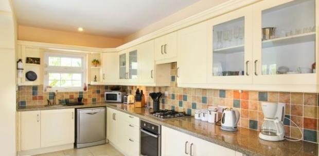 Image No.3-5 Bed Villa / Detached for sale