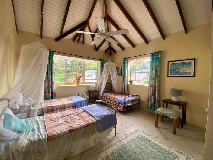 Image No.9-Villa / Détaché de 6 chambres à vendre à Rodney Heights