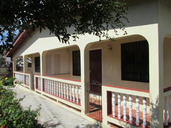 Image No.5-5 Bed House for sale