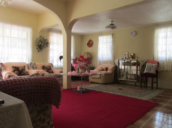 Image No.2-5 Bed House for sale