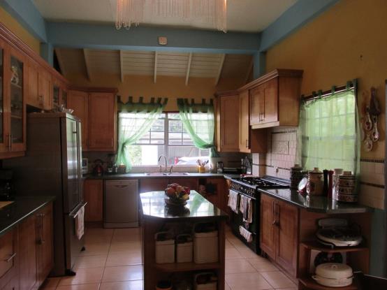 Image No.5-Maison / Villa de 4 chambres à vendre à Cap Estate