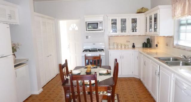 Image No.9-3 Bed House for sale