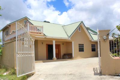 St-Lucia-Homes---Choiseul-Family-Home---Front-View
