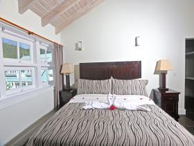 Image No.3-Maison / Villa de 2 chambres à vendre à Marigot Bay
