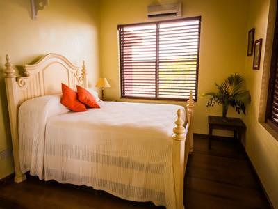 Image No.3-Maison / Villa de 5 chambres à vendre à Cap Estate