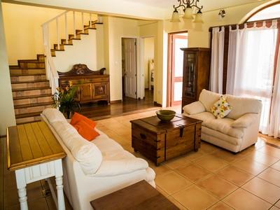 Image No.12-Maison / Villa de 5 chambres à vendre à Cap Estate