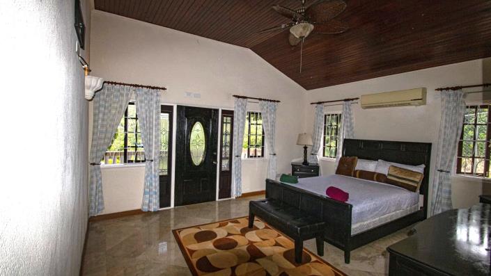 Image No.11-Maison / Villa de 4 chambres à vendre à Marigot Bay