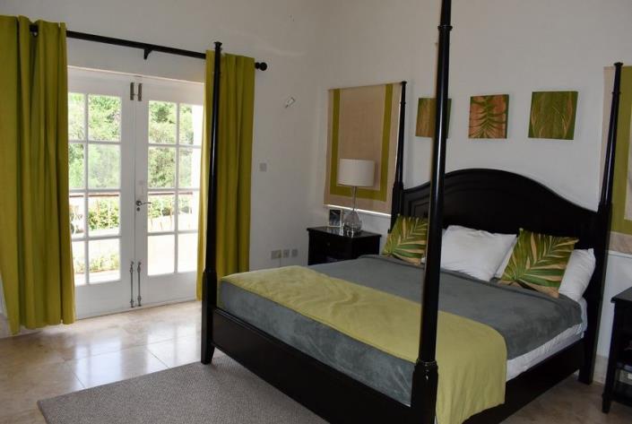 Image No.10-Maison / Villa de 4 chambres à vendre à Cap Estate