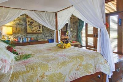 St-Lucia-Homes---ALR-009---Les-Chaudieres-Villa---Bedroom
