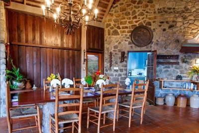 St-Lucia-Homes---ALR-009---Les-Chaudieres-Villa---Living