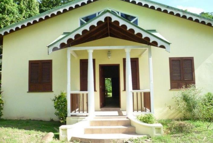 Image No.2-Maison de 2 chambres à vendre à Soufrière