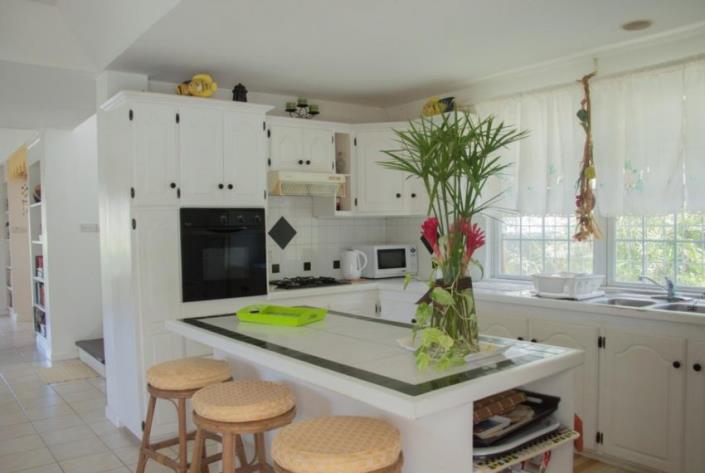 Image No.5-2 Bed House for sale